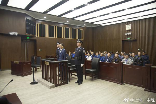定远县桑涧镇开展“重阳爱老”爱心义剪活动