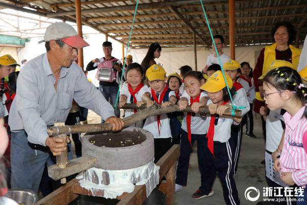 武汉助孕资讯,三胎社会抚养费征收对象