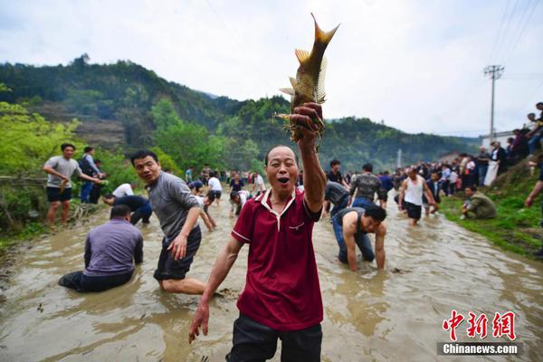 世界最大跨度无砟轨道高铁桥在皖合龙