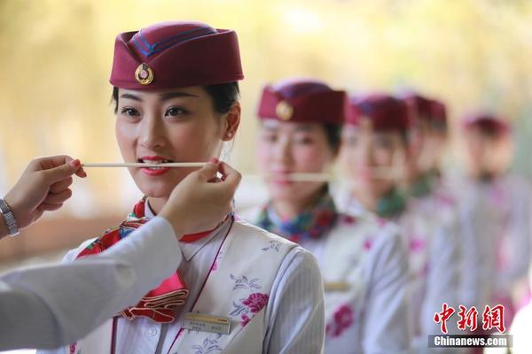 “高雅艺术进校园”专场演出在铜陵学院举行