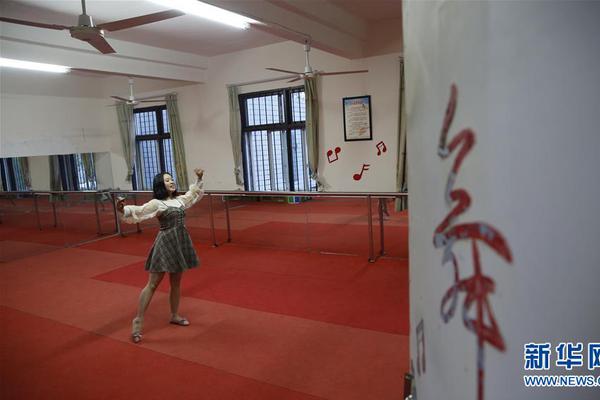 “戏曲进校园” 传承在身边