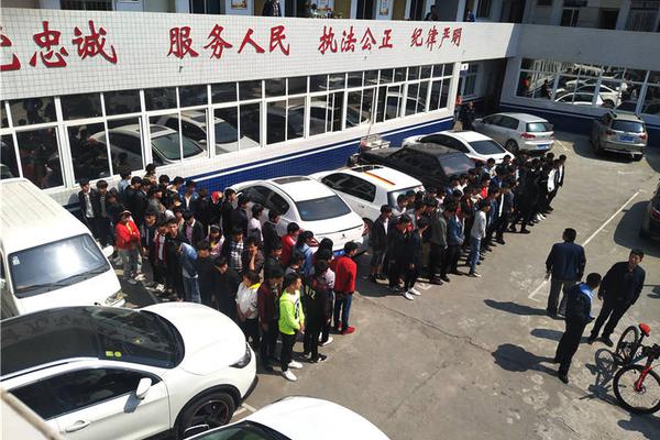 “小叶子”时隔八年重返世锦赛领奖台