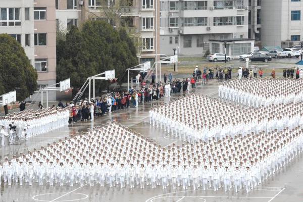 前三季度六安市地区生产总值1678.3亿元