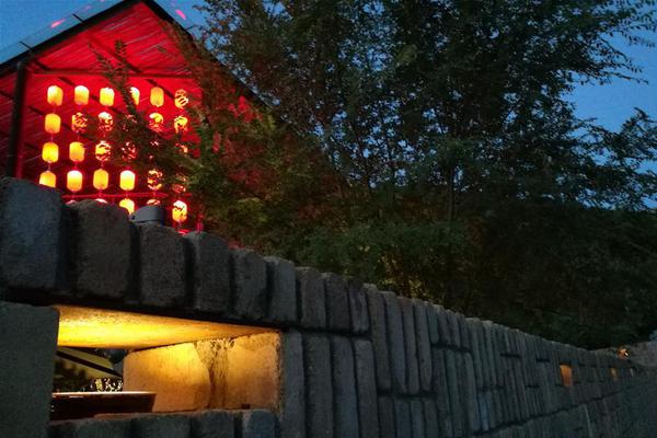 感情小故事民网感情类治愈系文章？伉俪爱情动人短片