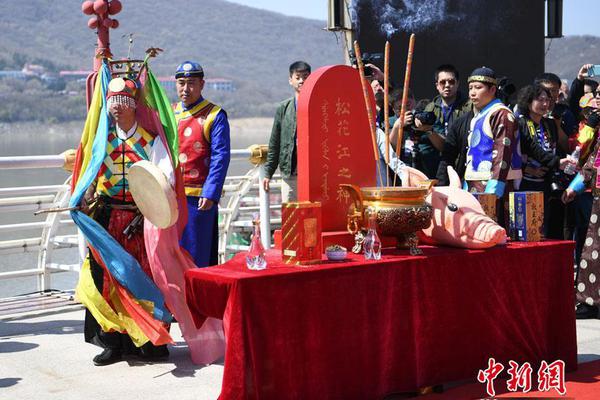 打卡心动地标 重庆渝中“七夕”活动即将浪漫开启