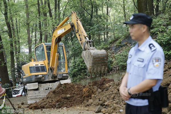 《解放了》曝幕后花絮 “城市巷战”场景首公开