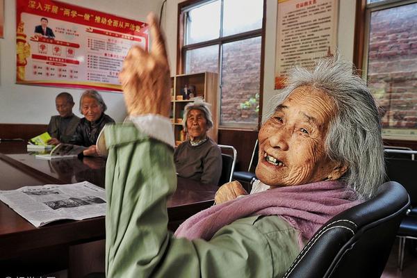 淠史杭大桥亮“新颜”