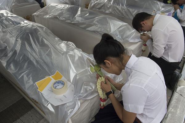 习近平总书记在深度贫困地区脱贫攻坚座谈会上的重要讲话引起强烈反响