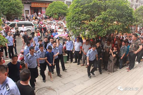 赵丽颖回应金鹰奖提名：存真挚底色，静听时代风起