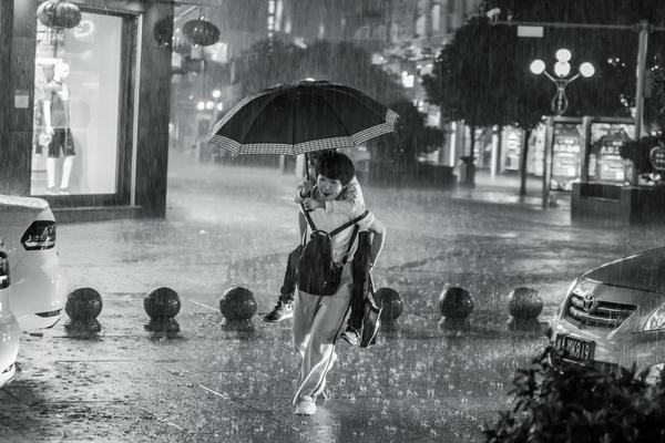 数据分析：体育直播 哪里看如何看懂比赛的胜负手？