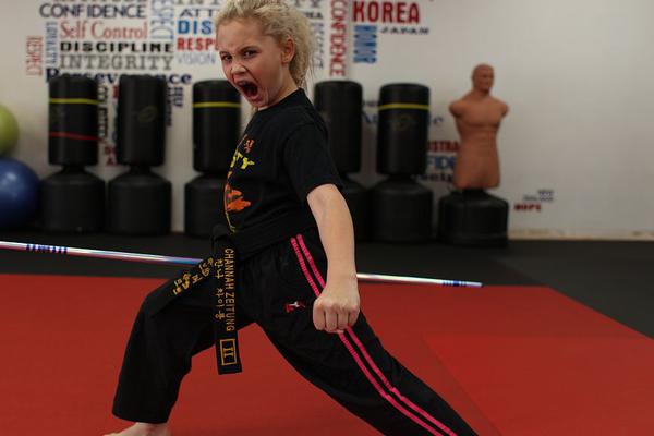 工信部：严禁钢铁、水泥、平板玻璃新增产能,行业资讯