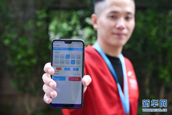 奥运男子三级跳摘银 朱亚明：奇怪总在单数年出成绩