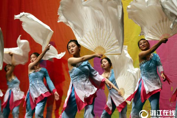 铜陵老年大学教学成果展暨校园文化艺术节举办