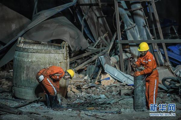 5月16日俄乌：克里米亚接连大爆炸，乌寻求跨越红线，美对此默许