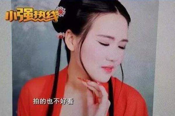 商务差旅中的情感纠葛，绿帽子女老板的故事