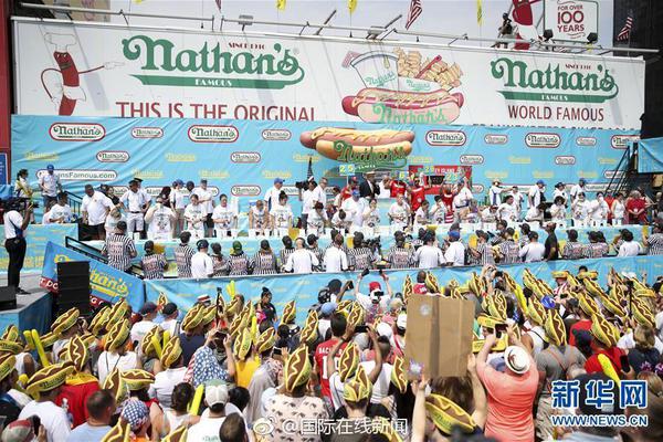 《末路狂花钱》票房破2亿 贾冰自曝“又哭又笑”