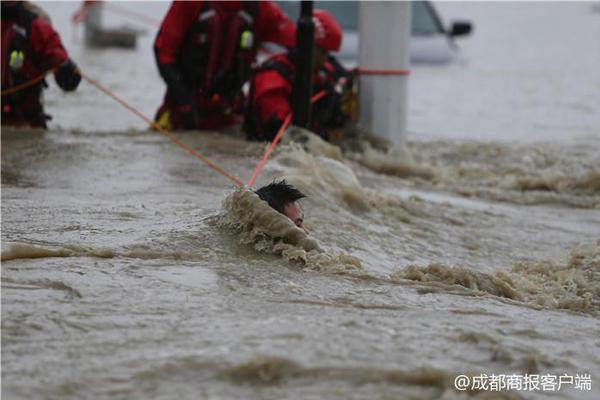 新疆眾將踏上歸途表情凝重 阿不都顯落寞