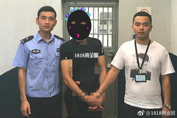 激情演说 歌赞时代风貌