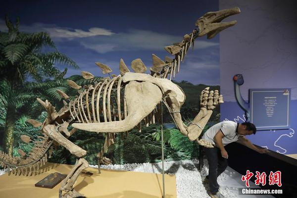 姜从山：大学教授无偿献血累计4万毫升