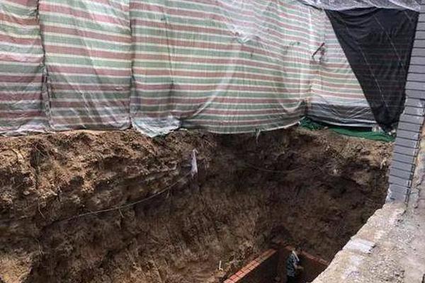 揭秘：線上百家樂不可說的致命漏洞！掌握大數據背後的「隱藏邏輯」，讓莊家從此對你束手無策 