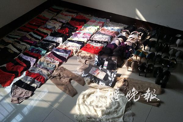 吴谢宇友人：他追女生时一直用化名 想当“小三”