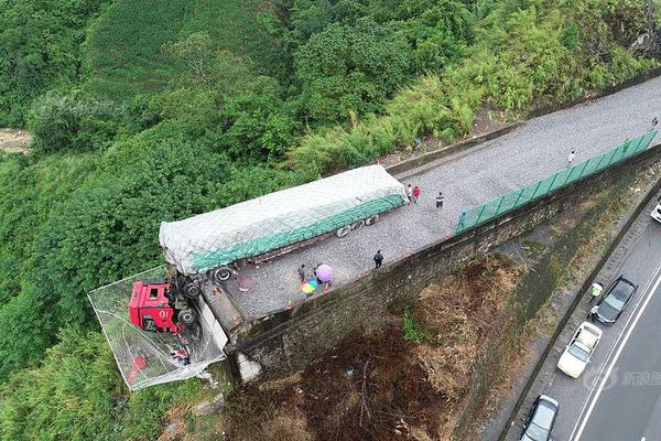 二度扬帆出海的昆虫无双——《地球防卫军：铁雨》评测