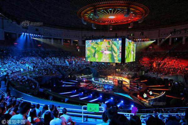 Air Jordan 5 “Black Metallic Reimagined” 强势回归