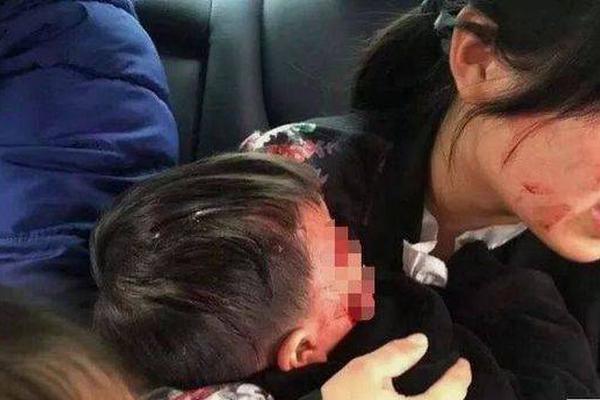 決戰指尖：香港網上老虎機全攻略，從新手到大獎贏家的進階之路 