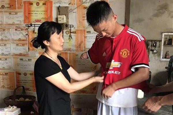 小婉黄杨刘闯，网络视频与剧情全解析