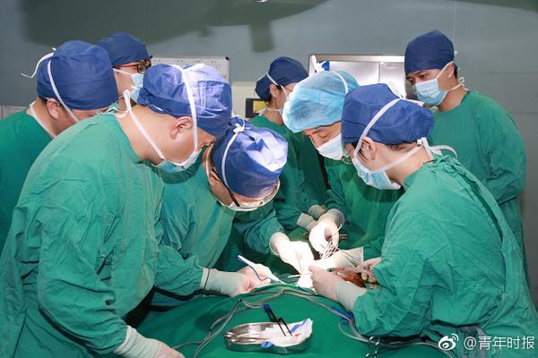 數字時代的財富幻夢：網上老虎機如何從指尖撥動全球玩家的心弦？ 