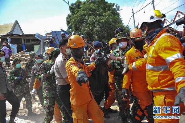  熬夜看球不伤身：CBA 解说的健康指南