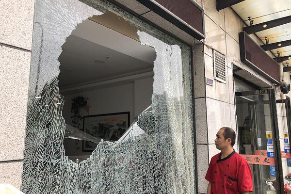  熬夜看球不伤身：法甲 健康的健康指南