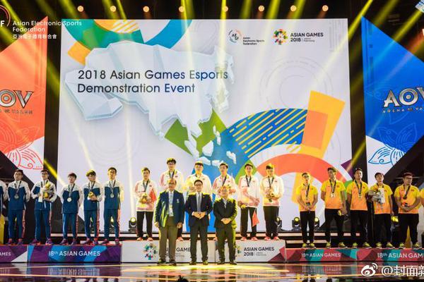 割双眼皮什么梗