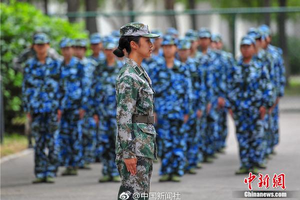 万人说新疆│帕孜古丽·加尼木汗：让“非遗”传承后继有人