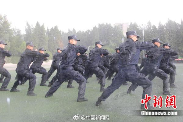 中国大使投书英媒谈华为：背后折射出三道“选择题”