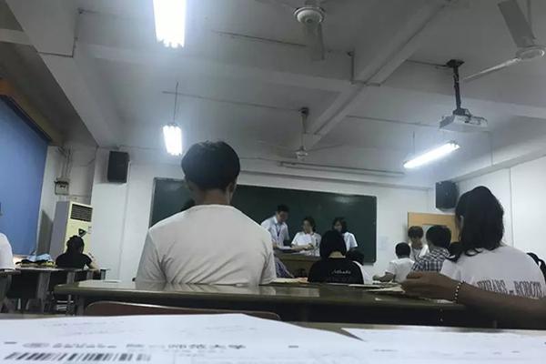 欧冠单场：双星闪耀 “大巴黎”大胜伊斯坦布尔小组头名晋级