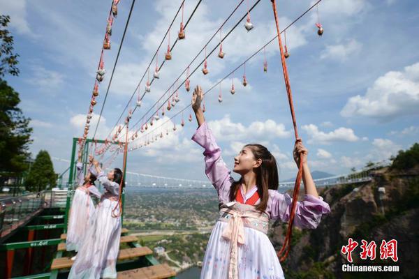 女生倒卖迪士尼门票套现