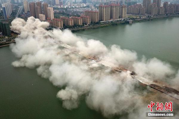 南安普顿新春慈善拍卖正式启动 助力中国足球青训