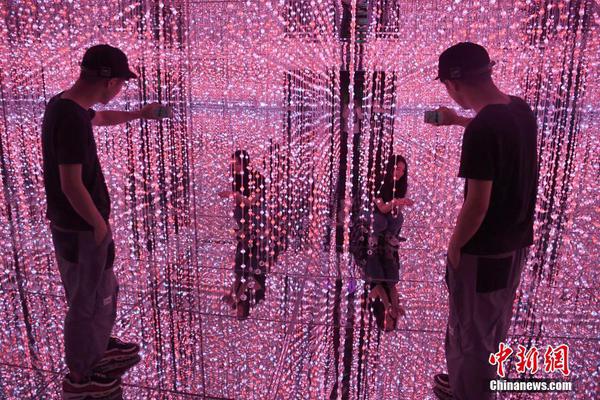 “戏曲进校园”优秀学生节目展演活动精彩上演