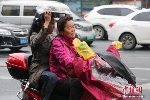 习近平总书记在深度贫困地区脱贫攻坚座谈会上的重要讲话引起强烈反响