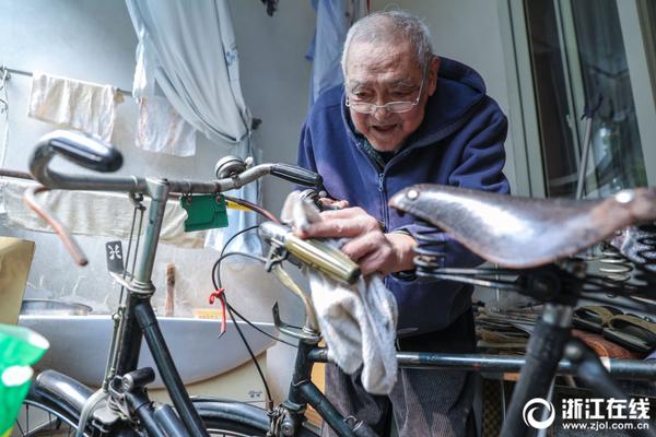  【深度】法甲 历史
：如何在家享受沉浸式观赛体验？