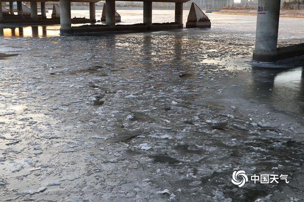 荣耀最强旗舰来了！工程师首晒荣耀Magic8 RSR保时捷设计