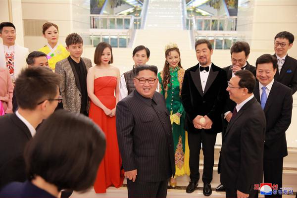 纵览访谈丨长城对·跟着董耀会再走长城