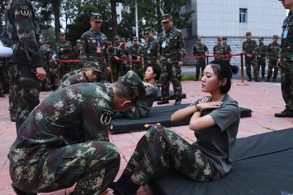 李克强会见巴西联邦共和国总统