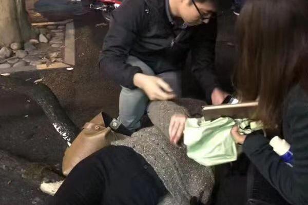 央妈下场了，加仓还是撤退？