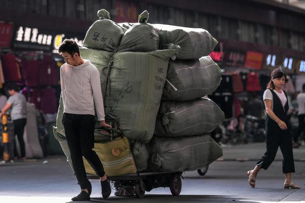 京东出征戛纳，亮相国际舞台