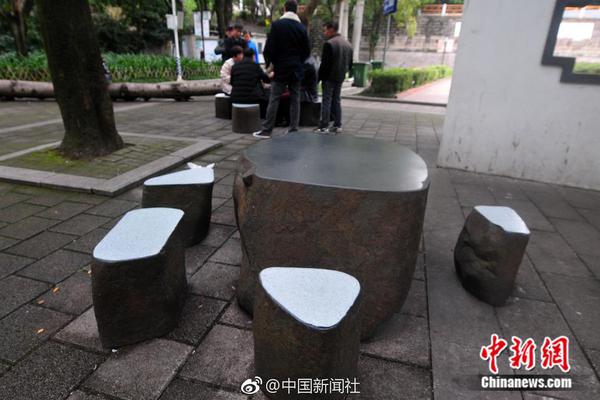 日本电影强奸银行剧情介绍与在线观看