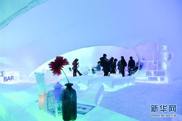 “录像门”判罚：本泽马被判1年缓刑罚款7.5万欧