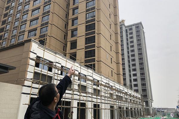 中環之巔的權力美學：九號皇後大道中，那些藏在地址背後的傳奇與野心 