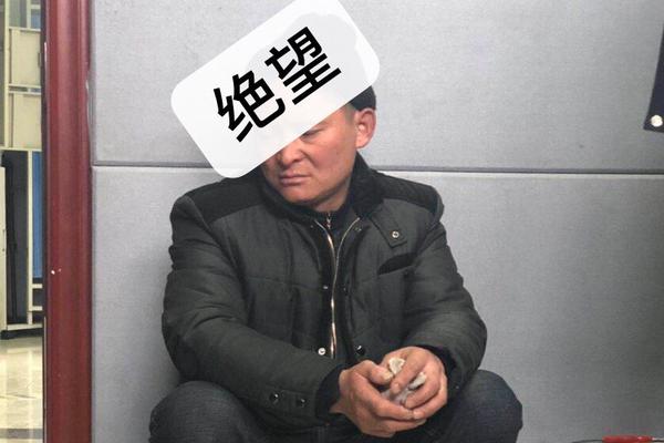 合肥小蜀山陵园举办“云共祭”仪式